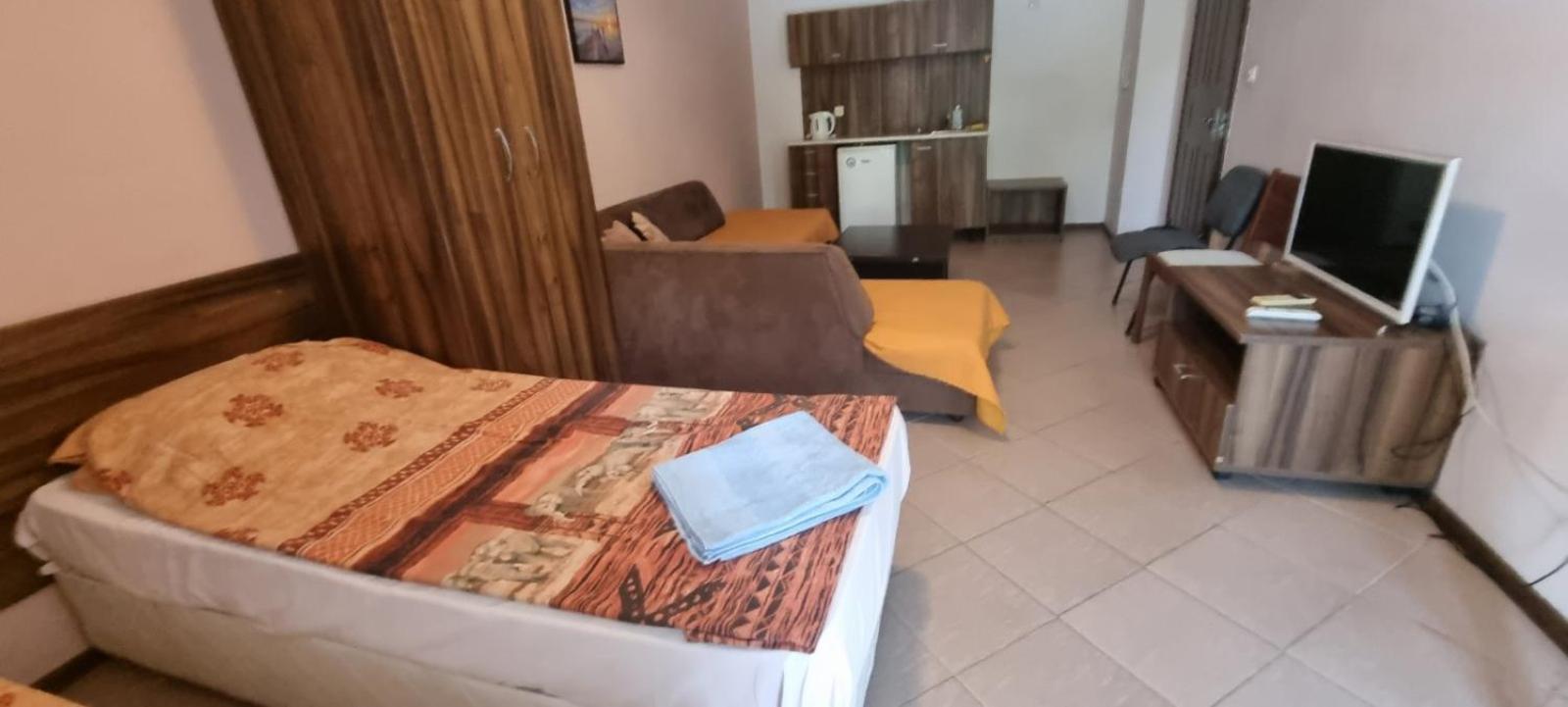 Family Apartment "Sunny House" 内塞伯尔 外观 照片