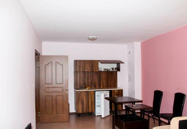 Family Apartment "Sunny House" 内塞伯尔 外观 照片